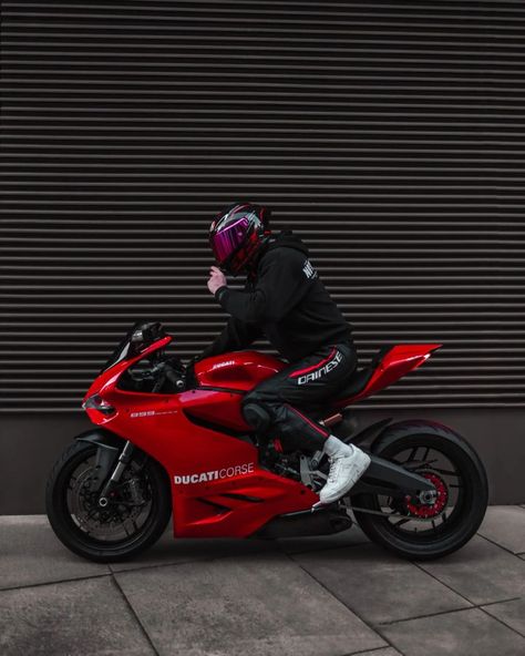 Ducati 1098s, Panigale 899, Ducati 899 Panigale, Biker Photos, Ducati Supersport, Moto Ducati, Red Motorcycle, Custom Street Bikes, Dream Bike