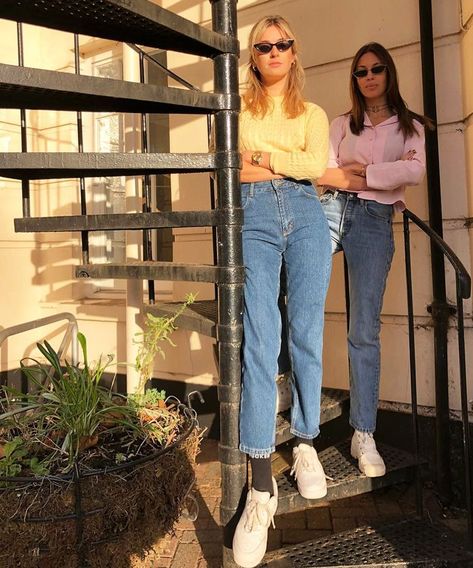 35 Stylish Outfits to Wear With Trainers | Who What Wear UK Jeans And Trainers Outfit, Peter Pan Syndrome, Jeans For Tall Women, Camille Charriere, Trainers Outfit, Outfits To Wear, Bleached Denim, Maxi Coat, Checked Blazer