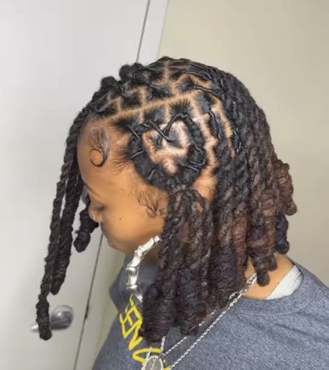 Loc Styles With Heart, Heart Dread Styles, Dread Styles For Short Hair, Pretty Loc Styles For Women, Intricate Loc Styles, Heart Style With Locs, Hair Styles With Dreads Locs, Locs Hairstyles For Women Down, Retwist Styles For Locs Women