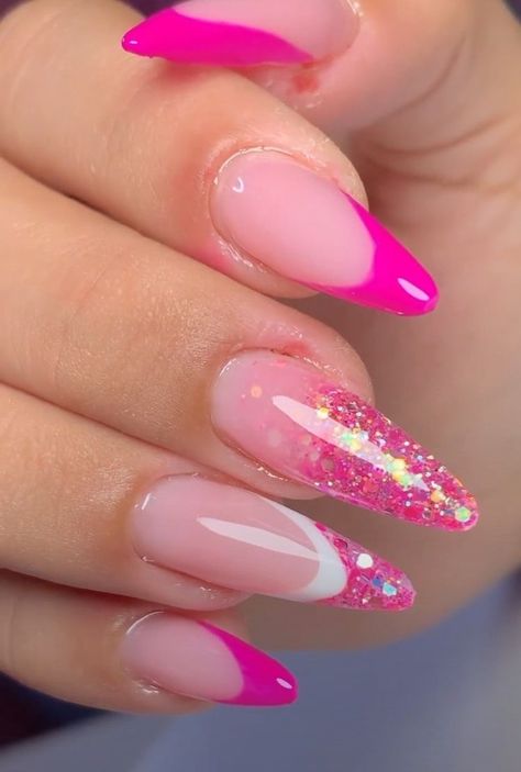 Beach Themed Nails, Barbie Pink Nails, Pink Nail Designs, Pink Acrylic Nails, Beach Nails, Minimalist Nails, Summer Nail, Long Acrylic Nails, Cute Acrylic Nails