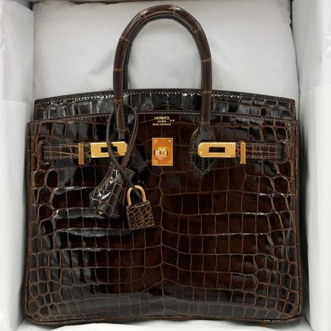 Rare Birkin, Luxury Bags Collection, Fashion Influencer, Girly Bags, Luxury Purses, Pretty Bags, Bag Luxury, Bag Trends, Mode Inspo