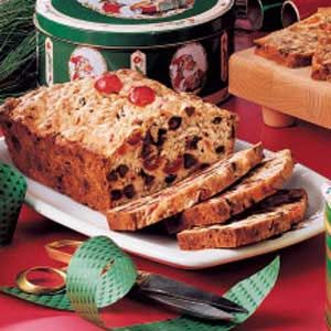 Chocolate Chip Fruitcake - this sounds like the one my mom used to make.... Candied Pineapple, Banana Butter, Cake Light, Moist Banana Bread, Fruitcake Recipes, Cake Vegan, Fruit Bread, Cherry Candy, Loaf Of Bread