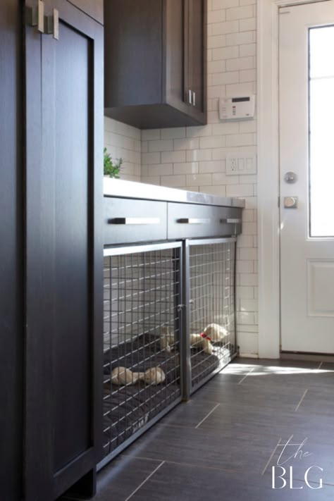 Built In Dog Bed, Laundry Room Ideas Small Space, Dream Laundry Room, Dog Spaces, Mudroom Laundry Room, Mudroom Design, Laundry Room Remodel, Laundry Room Inspiration, Small Laundry Rooms