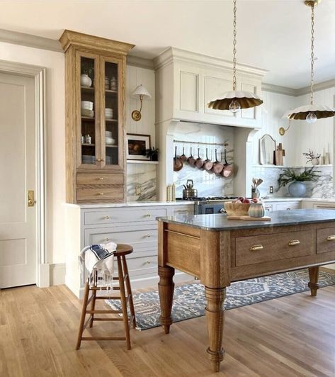 How to Create a French Country Kitchen in 10 Easy Steps French Cottage Interior, Farm Kitchens, French Inspired Kitchen, Country Kitchen Island, Dreamy Kitchens, Amazing Kitchens, 2024 Kitchen, Island Table, River Cottage