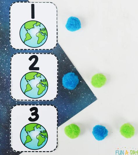 Click on the Fun-A-Day.com link to get your own Earth calendar numbers. They're perfect for practicing early math concepts with preschool and kindergarten kids as part of your Earth Day lesson plans or your next space theme. Earth Day Montessori, Earth Day Lesson Plans, Earth Day Lessons, Numbers Free Printable, Planets Activities, Preschool Prep, Calendar Numbers, Classroom Calendar, Earth Day Activities