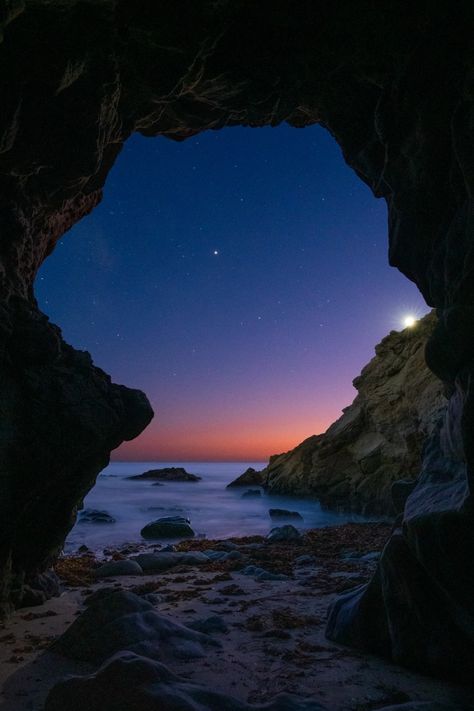 Gallery: 11 otherworldly photos of land, sea and sky at night | Land Sea And Sky, Dark Cave, Nice Life, Sky At Night, Paintings Easy, Sea Cave, Background Nature, Night Sky Photography, Scenery Photos