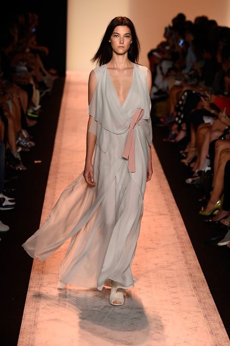 Pin for Later: You Won't Be Able to Wait For Spring to Shop BCBG — and You Don't Have To BCBG Max Azria Spring 2015 Fashion Week 2015, Bcbg Max Azria, Max Azria, Famous Fashion, Beach Dress, Fashion Week Spring, All About Fashion, New York Fashion Week, Long Dress