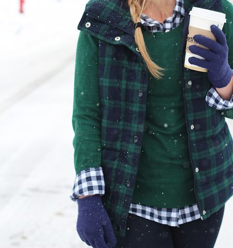 Green And Blue Plaid Shirt Outfit, Green Buffalo Plaid Outfit, Green Plaid Shirt Outfit Fall, Plaid Puffer Vest, Puffer Vest Outfit, Preppy Life, Green Plaid Shirt, Preppy Fashion, Vest Outfit