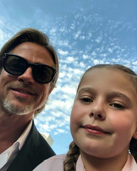 Brad Pitt News, Brad Pitt Pictures, Leonardo Dicaprio Girlfriend, Brad Pitt Photos, Jolie Pitt, Taylor Kinney, Doctor Picture, Instagram Selfie, Peaky Blinders