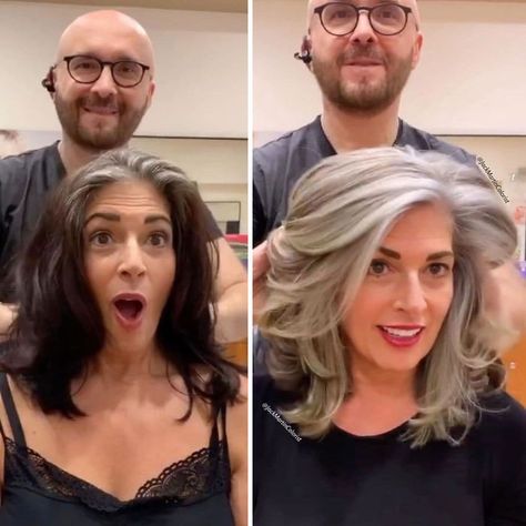 Grâce à la technique de ce coiffeur, ces femmes assument leurs cheveux gris (34 photos) Grey Hair Transformation, Gorgeous Gray Hair, Grey Hair Inspiration, Gray Hair Growing Out, Silver Hair Color, Natural Gray Hair, Transition To Gray Hair, Blending Gray Hair, Gray Hair Highlights