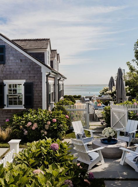 Chatham Harbor Overlook | Patrick Ahearn Architect Patrick Ahearn Architect, Patrick Ahearn, California Beach House, Cape Cod Cottage, Home Vibes, Dream Beach Houses, Cape House, New England Homes, Dream Beach