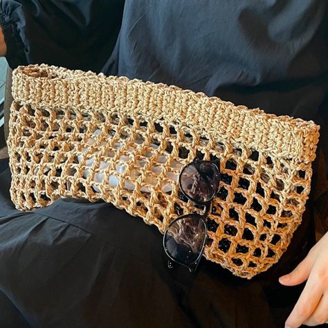 This Clutches & Evening Bags item by noiststudio has 199 favorites from Etsy shoppers. Ships from Turkey. Listed on Jun 23, 2024 Raffia Crochet, Black Clutch Bags, Vacation Bag, White Shoulder Bag, Straw Clutch, Rope Weave, Crochet Clutch, Wedding Clutch, Handcrafted Bags