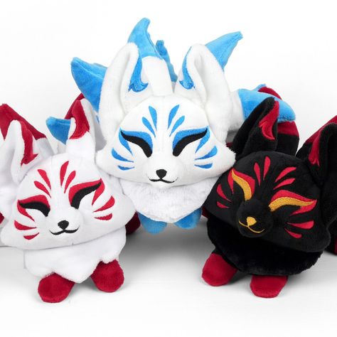 Free Pattern Friday! Kitsune Plush Kitsune Plush, Plush Making, Funko Figures, Pet Allergies, Pet Fox, Baby Lovey, Plush Pattern, Bitty Baby, Craft Studio