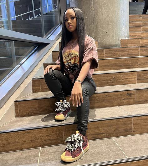 Outfits With Lanvin Sneakers, Designer Sneakers Outfit Black Women, Lanvin Outfits, Lanvin Outfit, Streetwear Poses Photo Ideas, Sweet 16 Outfits, Cute Highschool Outfits, Lanvin Shoes, Time Is Now