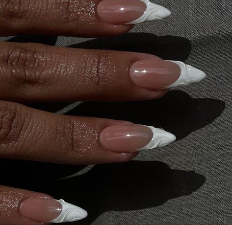 White Design Nails, Design Nails Art, Art For Summer, Hollywood Nails, Work Nails, Classy Acrylic Nails, Almond Nails Designs, Instagram Engagement, Press Ons