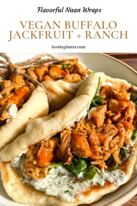 Buffalo Jackfruit, Naan Wraps, How To Cook Jackfruit, Veggie Meal Prep, Vegan Naan, Cheap Vegan Meals, Easy Vegan Lunch, Jackfruit Recipes, Future Chef