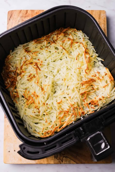 Simply Potatoes Recipes, Fried Shredded Potatoes, Power Air Fryer Recipes, Frozen Hash Browns, Simply Potatoes, Air Fryer Recipes Appetizers, Breakfast Sides Dishes, Frozen Hashbrowns, Crispy Hashbrowns