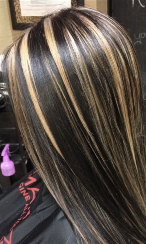 Balayage Hair Brunette With Blonde, Skunk Hair, Blonde Highlights On Dark Hair, Frosted Hair, Brunette Hair With Highlights, Hair Streaks, Dark Hair With Highlights, Dyed Hair Inspiration, Brown Hair With Blonde Highlights