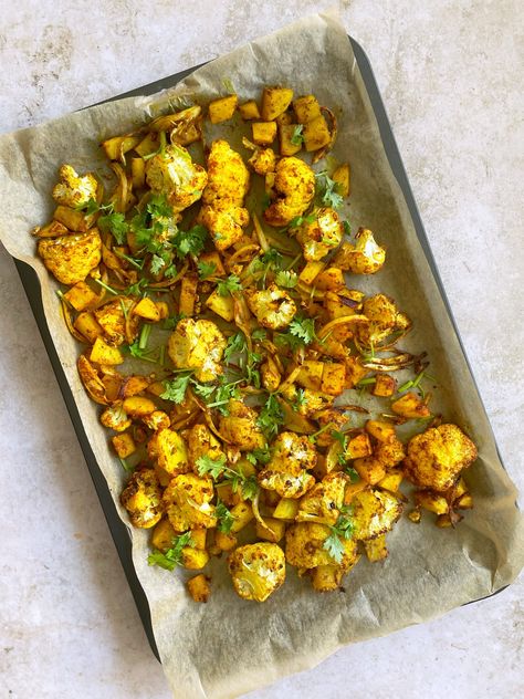 Cauliflower Oven Recipes, Indian Roasted Cauliflower, Indian Side Dishes Vegetable, Indian Cauliflower Recipes, Aloo Gobi Recipe, Beef Keema, Cauliflower And Potato, Gobi Recipes, Lower Carb Meals