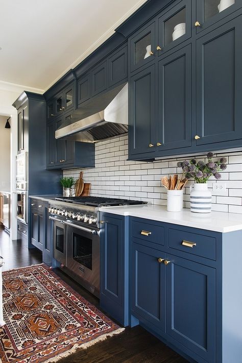 Beautiful Kitchen Cabinet Paint Colors (That Aren't White) – Welsh Design Studio Best Kitchen Cabinet Paint, Beautiful Kitchen Cabinets, Cabinets Design, Painted Kitchen Cabinets Colors, Kitchen Design Color, Best Kitchen Cabinets, Blue Kitchen Cabinets, Kabinet Dapur, Kitchen Cabinets Decor