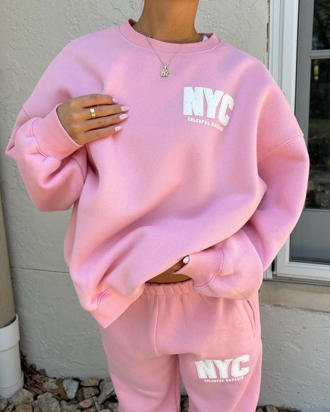 Oversized pink hoodie