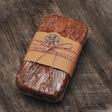 Bread Gifts, Delicious Banana Bread Recipe, Bake Sale Packaging, Cake Stall, Bread Packaging, Baking Packaging, Dessert Packaging, Cake Packaging, Bakery Packaging