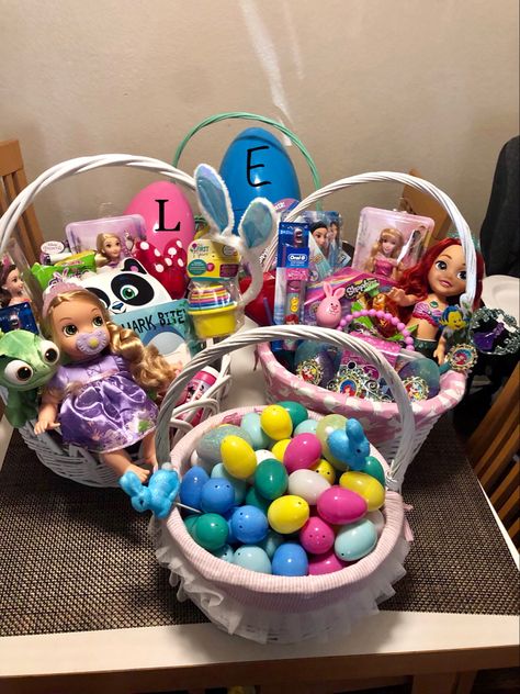 Easter Basket Ideas 7-9 Girl, Easter Basket Ideas For Girls 3-5, Purple Easter Basket, Piglet Disney, Cuddle And Kind Easter Basket, Tutu Easter Basket, Easter Basket Themes, Girl Gift Baskets, Easter Baskets For Toddlers