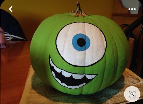 Monster Inc Pumpkin Ideas, Monsters Inc Pumpkin, Mike Wazowski Pumpkin, Pumpkin Ideas For Kids, Kindergarten Classroom Door, Pumpkin Painting Contest, Pumpkin Party Ideas, Monsters Inc Halloween, Pumpkin Designs Painted