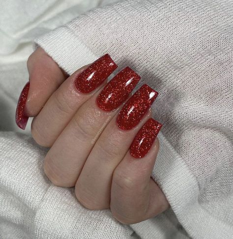 Red Hoco Nails Square, Red Glitter Square Nails, Bright Red Glitter Nails, Red Sparkly Acrylic Nails, Christmas Nails Red Sparkle, Dark Red Nails With Glitter, Red Sparkle Nails Acrylic, Red Glittery Nails, Sparkly Red Nails