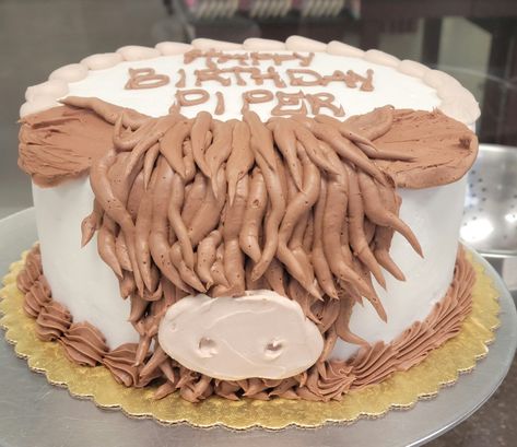 Easy Highland Cow Cake, Cow Cakes For Boys, Highland Cow Sheet Cake, Simple Cow Cake, Brown Cow Cake, Cow Cake Birthday Boy, Highland Cow Smash Cake, Hyland Cow Cake, Highland Cow Birthday Cake