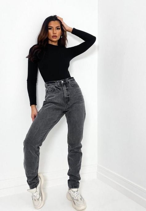 8c01a75941549a705cf7275e41b21f0ddesc51351868ri Black Mom Jeans Outfit, Esthetician School, Flirty Outfits, Buffalo Jeans, 2022 Style, Mom Jeans Outfit, Black Mom Jeans, Clothing For Tall Women, Creative Shot