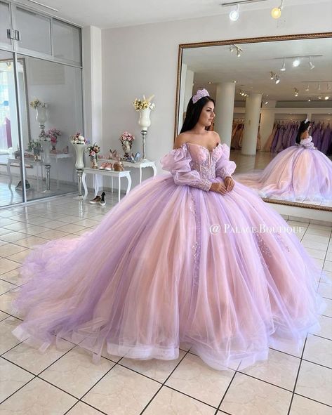 Lavender Quince Dress, Light Pink Quinceanera, Light Pink Quinceanera Dresses, Pink Quinceanera Dresses, Debut Gowns, Quince Dresses Purple, Xv Dresses, Lilac Prom Dresses, Debut Dresses