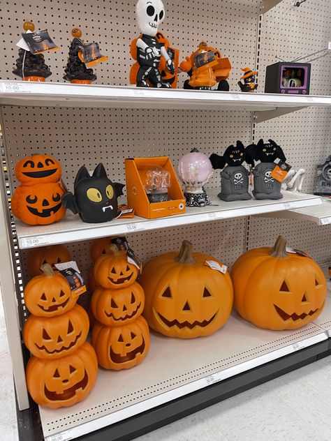 target halloween decor, target halloween 2022, target fall decor 2022, target fall decor, halloween decorations, halloween decorations outside, halloween decor inside Halloween Decor Inside, Outside Halloween Decor, Halloween Decorations Outside, Target Halloween Decor, Target Fall Decor, Fall Decor 2022, Target Fall, Target Halloween, Halloween 2022