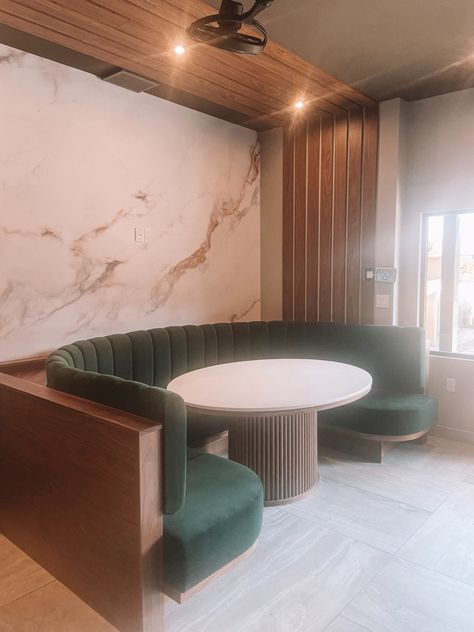 A bench, a table and a wall accent made by TechDesign and which is absolutely beautiful! 😍

This custom made set was designed by @jesschadillon !

What do you think of this look?
#woodworking #interiordesign #interiordesigner #banquette #banquetteseating #table #luxurytable #quartz #walnut #furniture #qualityfurniture #furnituredesign #madeincanada #madeinnewbrunswick #custommade #customfurniture #softseating #fabrics Semi Circle Banquette Seating, Bankette Seating, Banquette With Round Table, Sharing Tables, Round Banquette, Booth Dining Table, Curved Banquette Seating, Banquette Restaurant, Banquette Seating Restaurant