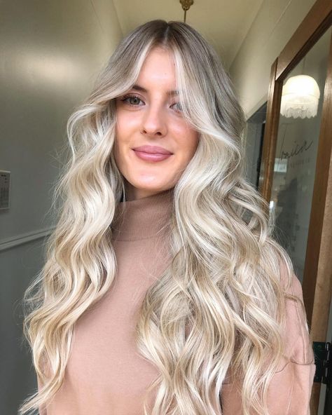 Blonde With Face Framing, Face Frames, Pop Colour, Face Frame, Bright Blonde, Volume Hair, Blonde Color, Face Framing, Cut And Color