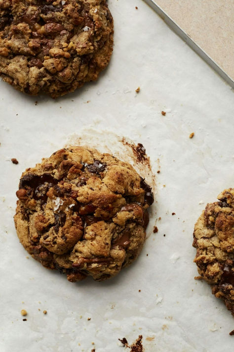 If you love your cookies chunky and perfectly gooey in the middle, Nicola Lamb's recipe for double-thick miso chocolate-chip cookies is your new go to. Packed with chunks of nuts and plenty of chocolate, these are the ultimate treat. Chunky Cookie Recipe, Chunky Cookies, Winter Desserts, Midweek Meals, Lemon Desserts, Lamb Recipes, Cute Cakes, Meal Ideas, Fun Desserts