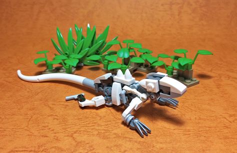 Lego Creatures, Lego Village, Lego Dragon, Lego Sculptures, Lego Inspiration, Micro Lego, Lego Animals, Lego Modular, Lego Robot