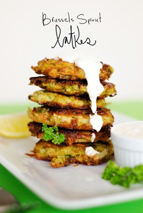 These all-star Brussels sprout latkes combine classic potatoes with healthy Brussels sprouts and are topped with a creamy Dijon yogurt sauce. Turkey Recipe Thanksgiving, Brussels Sprout Recipes, Hannukah Recipes, Brussels Sprouts Recipes, Dinners Under 500 Calories, Creamy Dijon, Sprouts Recipes, Baked Falafel, Thanksgiving Appetizer Recipes