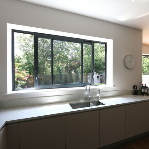 Kitchen Window Ideas Kitchen Sink In Front Of Window, Kitchen Sliding Window, Aluminum Windows Design, Modern Kitchen Window, Kitchen Window Design, Desain Pantry, Modern Windows, Sliding Windows, Kitchen Room Design