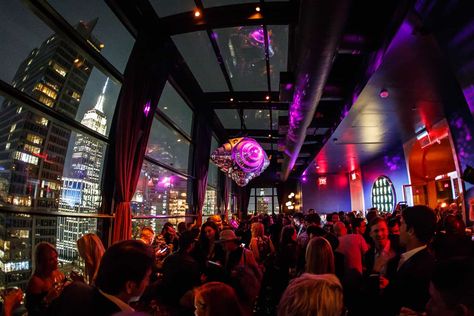 The Fleur Room Celebrates One Year as New York's Chicest Party Spot Nyc New Years, Frederic Malle Perfume, Cipriana Quann, New York Rooftop, Felicity Hayward, Aurora James, New York Party, Chelsea Nyc, Nyc Rooftop