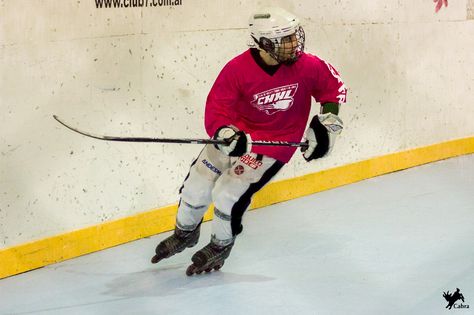 Roller Hockey Argentina Inline Hockey Hockey En Linea Inline Hockey, Roller Hockey, Inline Skating, Ig Story, Pose Reference, Skating, Hockey, Ice Hockey, Argentina