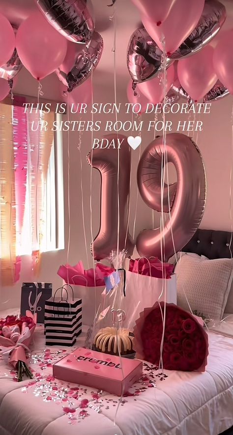 Happy Birthday Bedroom Surprise, Birthday Decor Bedroom, 18th Birthday Bedroom Decorations, Decorated Room For Girlfriend Birthday, Pink Hotel Room Decorations Birthday, Bday Bedroom Decoration Ideas, Sweet 16 Surprise Ideas, Room Surprise Decoration, Birthday Staycation Ideas