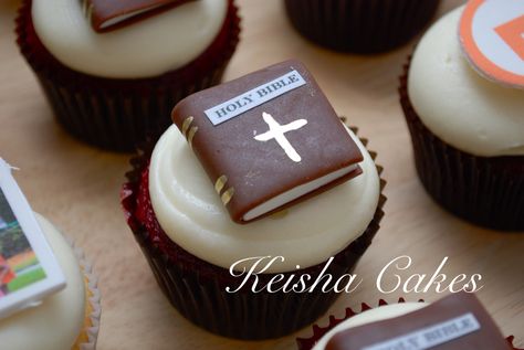 Bible Cupcakes, Bible Themes, Christening Cupcakes, Themes Party, Cake Stuff, Sugar Rush, Cupcake Topper, Custom Cakes, Sunday School