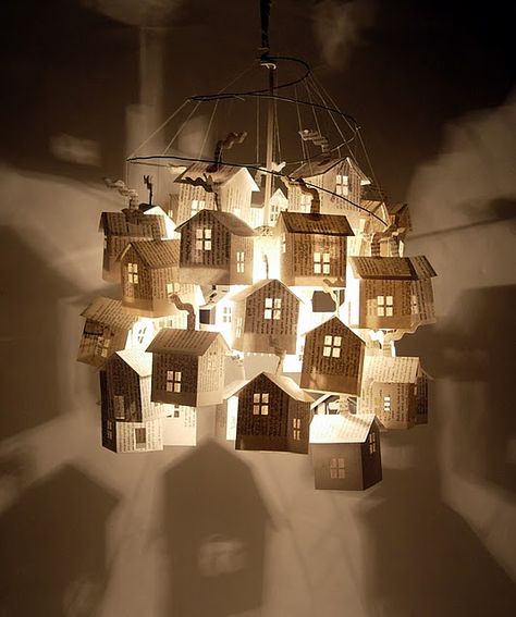 ขวดโหล Mason Jar, Recycled Magazines, House Lamp, Diy Projektit, Paper House, Miniature Houses, Paper Houses, Post Lights, Kirigami