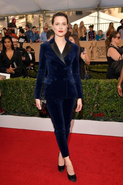 Business Suit Women, Women Pant Suit, Blue Velvet Suit, Womens Suit, Rachel Wood, Evan Rachel Wood, Tailored Suit, Womens Suits Business, Velvet Suit