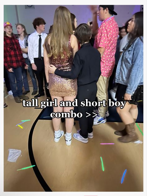 Tall Gf And Short Bf Art, Tall Gf Short Bf Poses Drawing, Tall Girl Short Guy Couples, Big Guy Small Girl, I Heart Short Guys, I Love Short Guys, Taller Gf And Short Bf, Short Guys With Tall Girlfriend, Short Guy Tall Girl Relationships