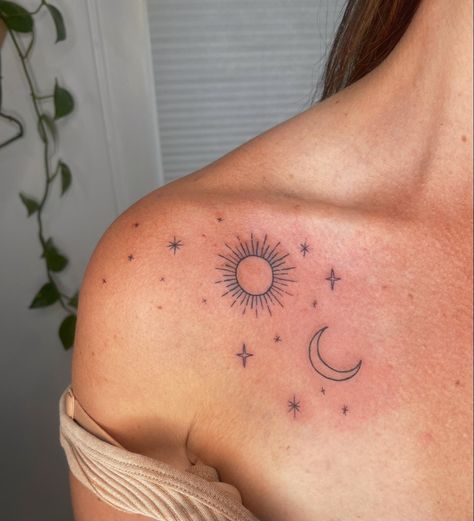 Moon And Stars Shoulder Tattoo, Pretty Shoulder Tattoos For Women, Celestial Tattoo Ideas, Serendipity Tattoo, Star Tattoo On Shoulder, Tricep Tattoos, Girl Shoulder Tattoos, Wedding Band Tattoo, Tiny Heart Tattoos