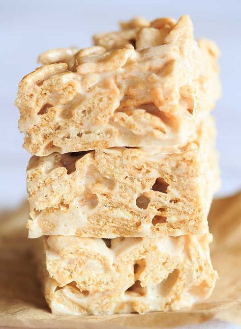 Cinnamon Toast Crunch Bars, Cinnamon Toast Crunch Cereal, Krispie Treats Recipe, Crunch Cereal, Marshmallow Treats, Cereal Treats, Cinnamon Toast Crunch, Cinnamon Toast, Rice Crispy Treats