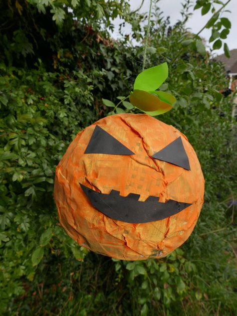 Pumpkin Pinata, Pumpkin Activity, Thanksgiving Setting, Story Props, Paper Mache Pumpkins, Pumpkin Activities, Paper Mache Clay, Halloween Rocks, Simple Poster