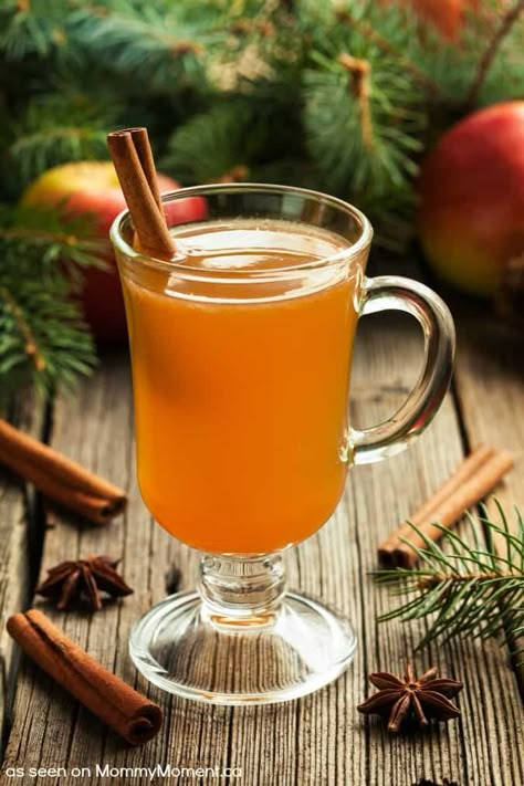 hot-apple-cider Apple Cups, Homemade Apple Juice, Hot Apple Cider Recipe, Slow Cooker Apple Cider, Hot Spiced Cider, Slow Cooker Apple, Christmas Sides, Apple Cider Recipe, Homemade Apple Cider